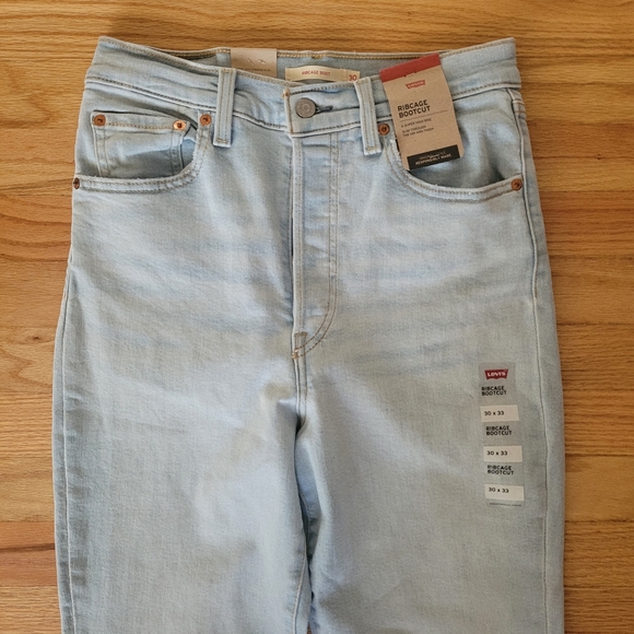 Levi's Ribcage Bootcut - Picture 8 of 8